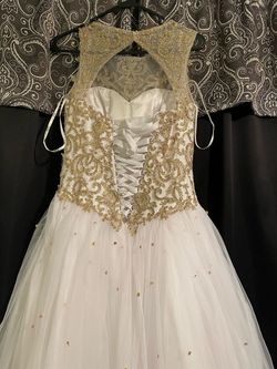 Gold Size 5 Ball gown on Queenly