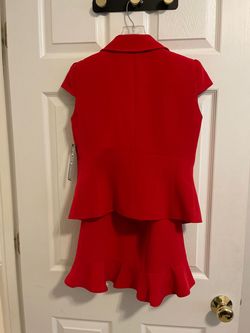 Tahari Red Size 0 Free Shipping Cocktail Dress on Queenly