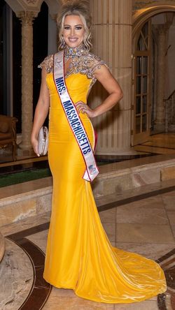 Sherri Hill Yellow Size 0 Pageant Train Dress on Queenly