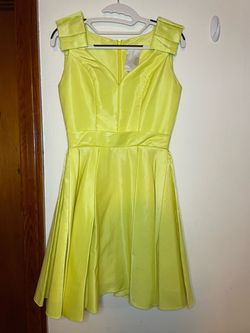 Fernando Wong Yellow Size 2 Floor Length Prom Cocktail Dress on Queenly
