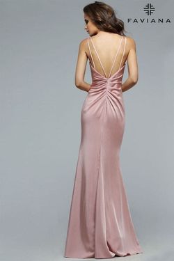 Style 7755 Faviana Pink Size 14 Prom Side slit Dress on Queenly