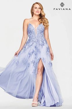 Style S10640 Faviana Blue Size 8 Side Slit V Neck A-line Dress on Queenly