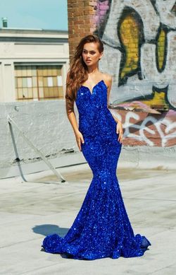 Style PS21208 Portia & Scarlett Blue Size 4 V Neck Tall Height Fitted Mermaid Dress on Queenly