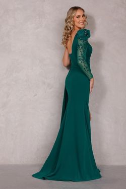 Style 2214E0164 Terani Couture Green Size 6 Emerald Side slit Dress on Queenly