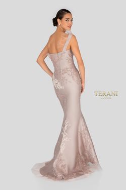 Style 1911E9095 Terani Couture Gold Size 0 Black Tie Pageant Mermaid Dress on Queenly