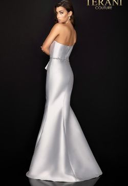 Style 2011E2103 Terani Couture Silver Size 4 Free Shipping Euphoria Side slit Dress on Queenly