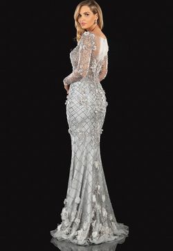 Style 2021GL3148 Terani Couture Silver Size 2 Side slit Dress on Queenly