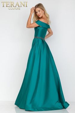 Style 231M0347 Terani Couture Green Size 4 Black Tie Pageant Floor Length Ball gown on Queenly