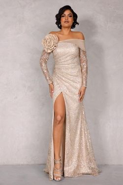 Style 2112M5400 Terani Couture Gold Size 4 Free Shipping Floor Length Pageant Tall Height Side slit Dress on Queenly