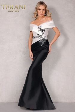Style 2011M2159 Terani Couture Black Tie Size 20 Tall Height Mermaid Dress on Queenly