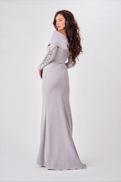 Style 2111M5263 Terani Couture Silver Size 16 Floor Length Pageant Tall Height Side slit Dress on Queenly