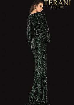Style 2021M2962 Terani Couture Green Size 4 Floor Length Side slit Dress on Queenly