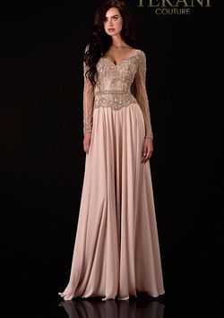 Style 2111M5268 Terani Couture Gold Size 4 Floor Length Free Shipping Pageant Straight Dress on Queenly