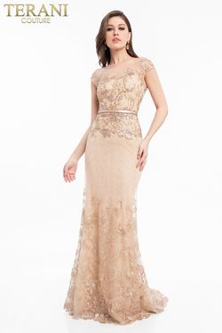 Style 1823M7704 Terani Couture Gold Size 4 Pageant Straight Dress on Queenly