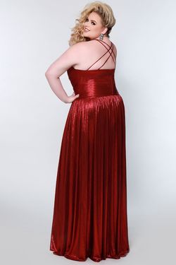 Style CE2201 Sydney's Closet Red Size 22 Black Tie Halter Prom Side slit Dress on Queenly