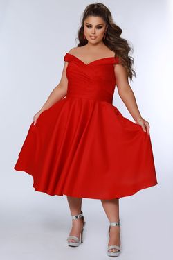 Style CE2301 Sydney's Closet Red Size 30 Euphoria Cocktail Dress on Queenly