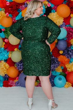 Style SC8113 Sydney's Closet Green Size 22 Jewelled Sleeves Prom Mini Plus Size Cocktail Dress on Queenly