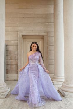 Vlora & Katrina Purple Size 2 Floor Length Custom Black Tie Ball gown on Queenly