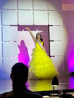 Ashleylauren Yellow Size 8 Quinceanera Sweetheart Tulle Ball gown on Queenly