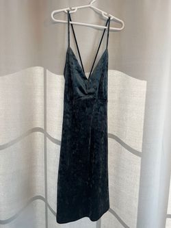 Windsor Blue Size 0 Appearance Midi Navy Cocktail Dress on Queenly
