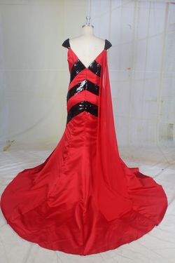 Style JD-usa cap sleeve fitted designer evening gown Darius Cordell Red Size 12 Cape Fitted Plus Size Mermaid Dress on Queenly