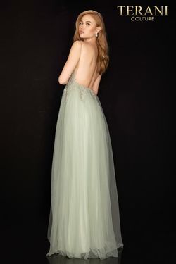 Style 2011P1107 Terani Couture Green Size 6 Floor Length Tall Height Pageant A-line Dress on Queenly