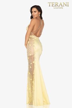 Style 2017P1307 Terani Couture Yellow Size 6 Black Tie Pageant Floor Length Mermaid Dress on Queenly