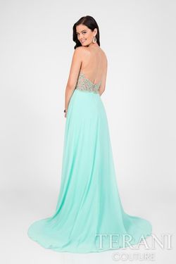 Style 1712P2512 Terani Couture Green Size 2 Floor Length Free Shipping Side slit Dress on Queenly