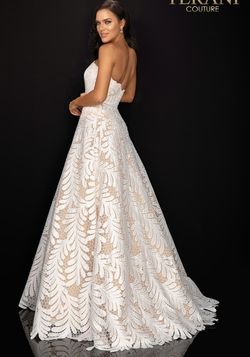 Style 2011P1183 Terani Couture Nude Size 2 Floor Length Tall Height Ivory Ball gown on Queenly