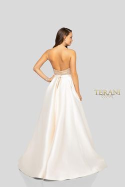 Style 1912P8437 Terani Couture Nude Size 4 Floor Length Pageant Free Shipping Straight Dress on Queenly