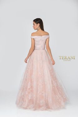 Style 1911P8486 Terani Couture Pink Size 4 Floor Length 50 Off Ball gown on Queenly