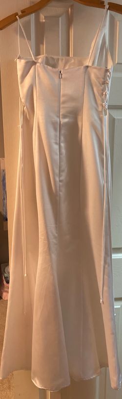 Windsor White Size 6 Military Floor Length Mermaid Dress on Queenly