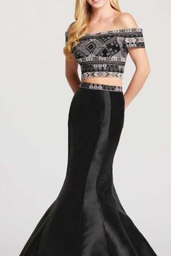 Ellie Wilde Black Size 6 Floor Length Mermaid Dress on Queenly