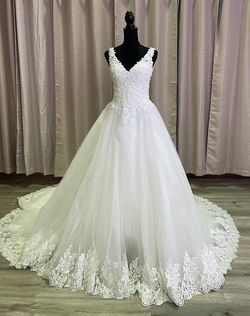 Style LC197 Custom White Size 8 Lace 50 Off Floor Length Ball gown on Queenly
