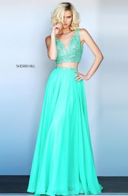 Style 51008 Sherri Hill Green Size 12 Ball gown on Queenly