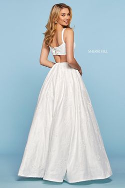Style 53462 Sherri Hill White Size 4 Ball gown on Queenly