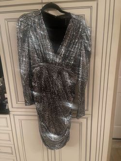 BCBG Silver Size 14 Plus Size Wedding Guest 50 Off Cocktail Dress on Queenly