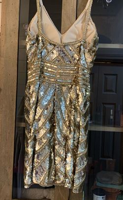 Sherri Hill Gold Size 10 Never Worn Floor Length Cocktail Dress on Queenly