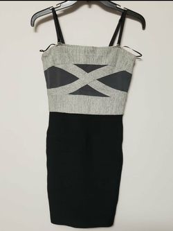 GUESS Black Size 2 Euphoria Strapless Cocktail Dress on Queenly