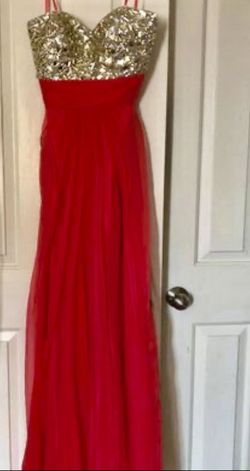 La Femme Red Size 8 Wedding Guest Floor Length Black Tie Ball gown on Queenly
