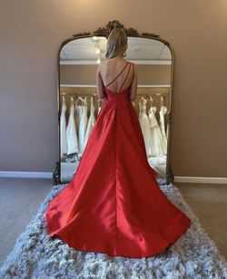 Sherri Hill Red Size 0 Floor Length Ball gown on Queenly
