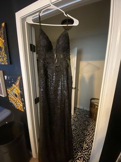 Jovani Black Tie Size 10 Lace Sequin Jewelled Side slit Dress on Queenly