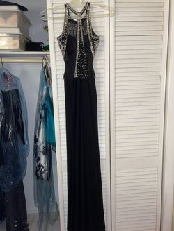 Jovani Black Size 0 Floor Length Straight Dress on Queenly