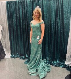 Ashley Lauren Green Size 2 Floor Length Pageant Train Dress on Queenly
