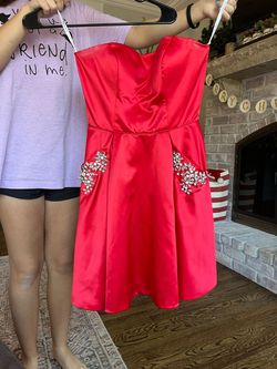 Sherri Hill Red Size 4 Prom Sorority Formal Midi Cocktail Dress on Queenly