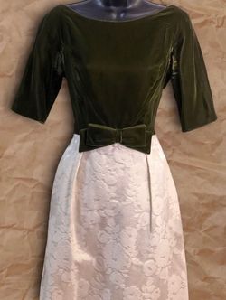 Vintage Handmade Green Size 8 Bridgerton Free Shipping Velvet Prom Ball gown on Queenly