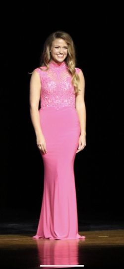 Tony Bowls Pink Size 6 Prom Mermaid Dress on Queenly