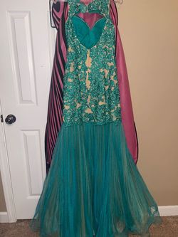 Sherri Hill Green Size 4 Ball gown on Queenly
