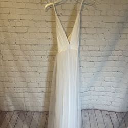 Luxxel White Size 10 Backless Halter Ball gown on Queenly