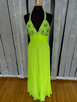 Green Size 6 A-line Dress on Queenly